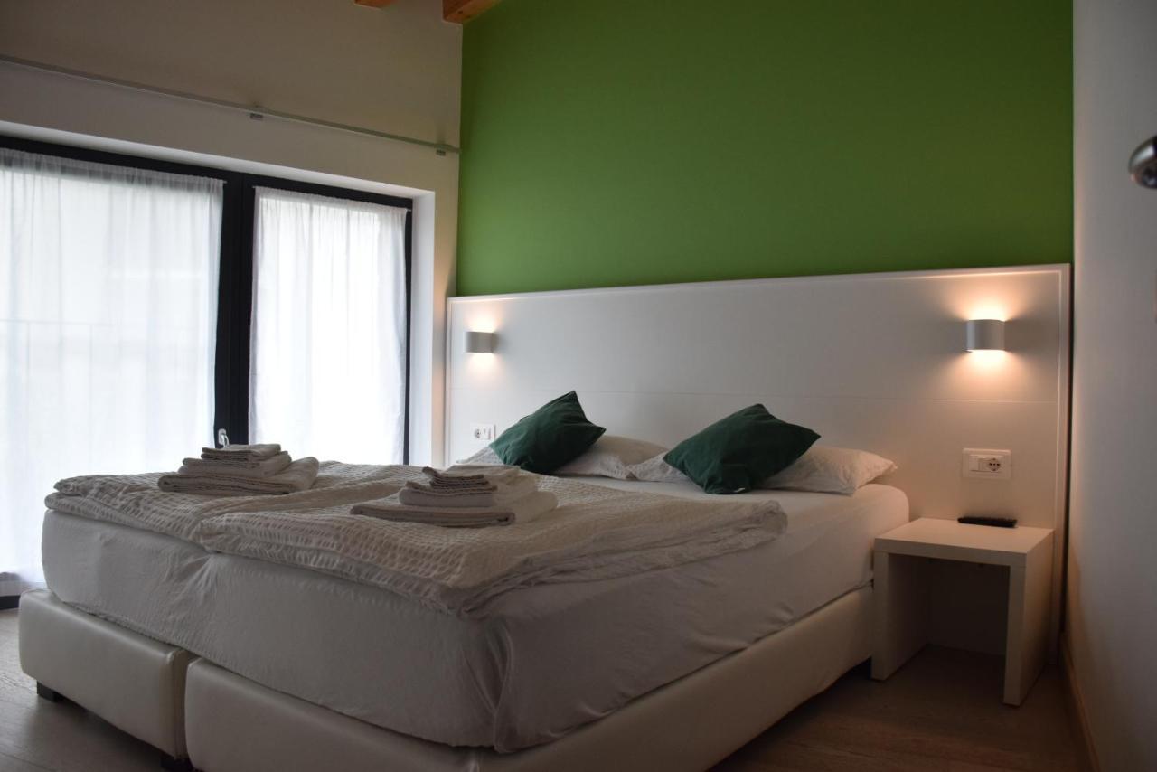 Borgo San Nazzaro 2*
