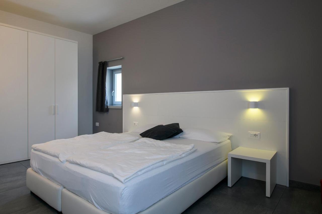 Borgo San Nazzaro 2*